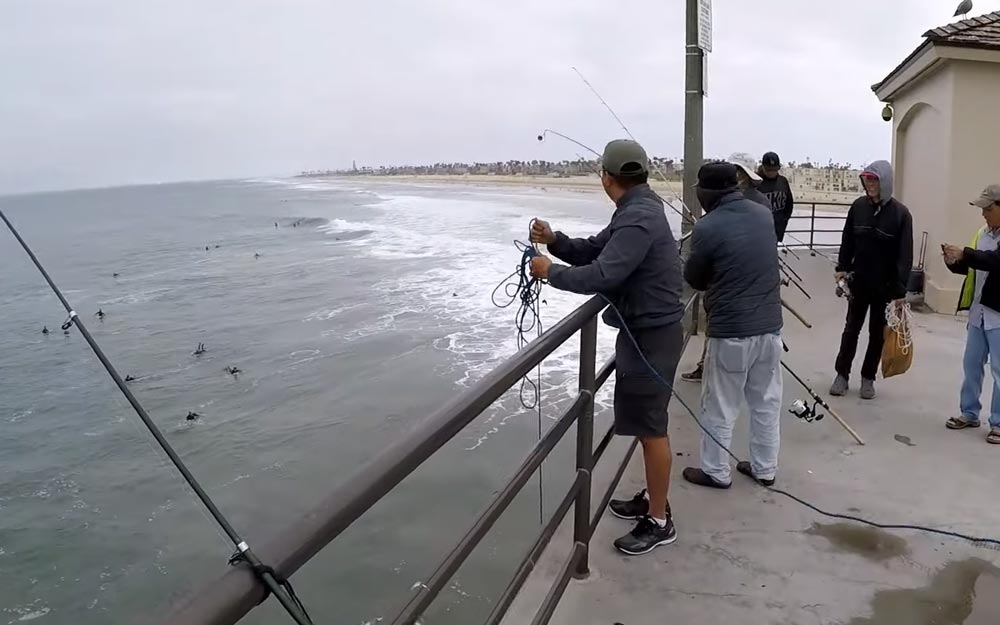 FISHING The HUNTINGTON BEACH PIER